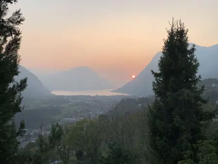 Villa Massimo – Maison 3 étages avec piscine, vue lac : photo 41