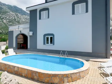 Maison Golic, 6 chambres avec piscine privée : photo 10