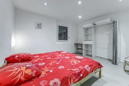 Maison passive 140m² pour 6 personnes, salle de fitness : photo 25