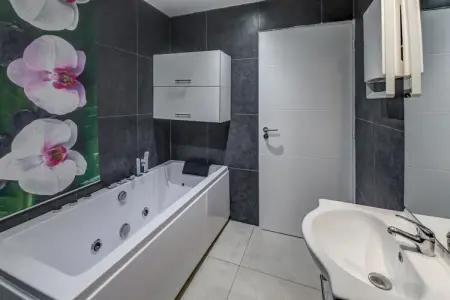 Maison passive 140m² pour 6 personnes, salle de fitness : photo 32