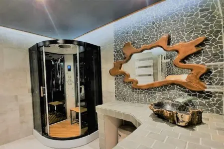 Villa Hélianthe à 100 m de la plage, spa et sauna : photo 33