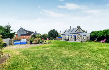 Maison en pierre rustique à Concarneau, 5 km de la mer : photo 9