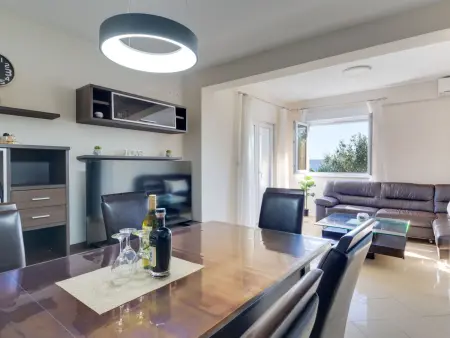 Maison 16 pers., piscine privée et vue mer à Maslenica : photo 4