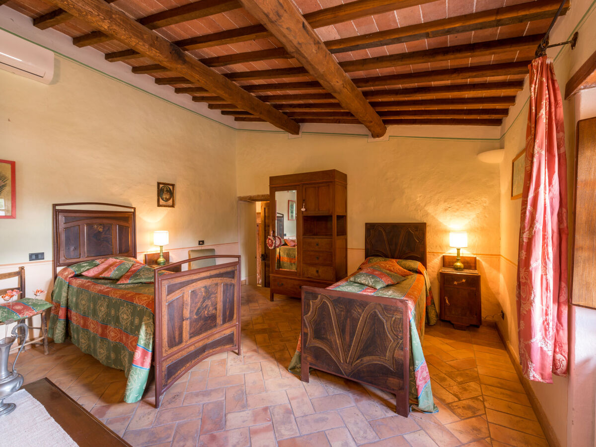 Casale Poggio Lupinaio – Gîte 10 pers. avec piscine - Photo 22