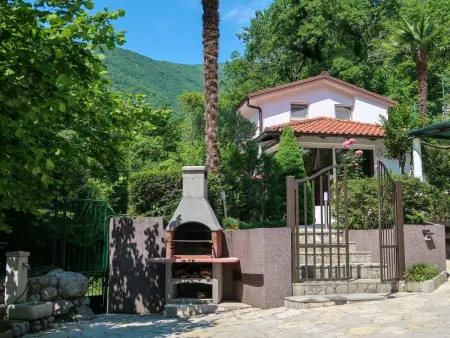 Maison Karin à Lovran, 800 m de la plage : photo 4