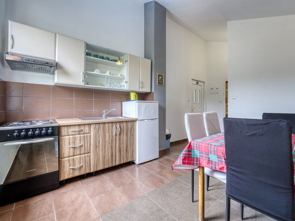 Radmila : Maison 5 chambres avec piscine à Šilo - Photo 22