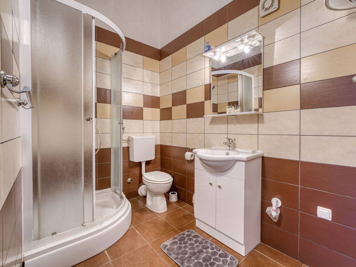 Radmila : Maison 5 chambres avec piscine à Šilo - Photo 25