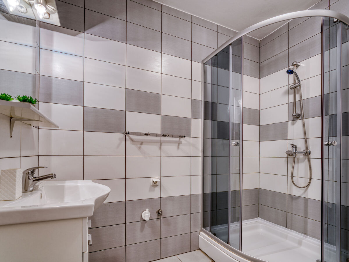 Radmila : Maison 5 chambres avec piscine à Šilo - Photo 35