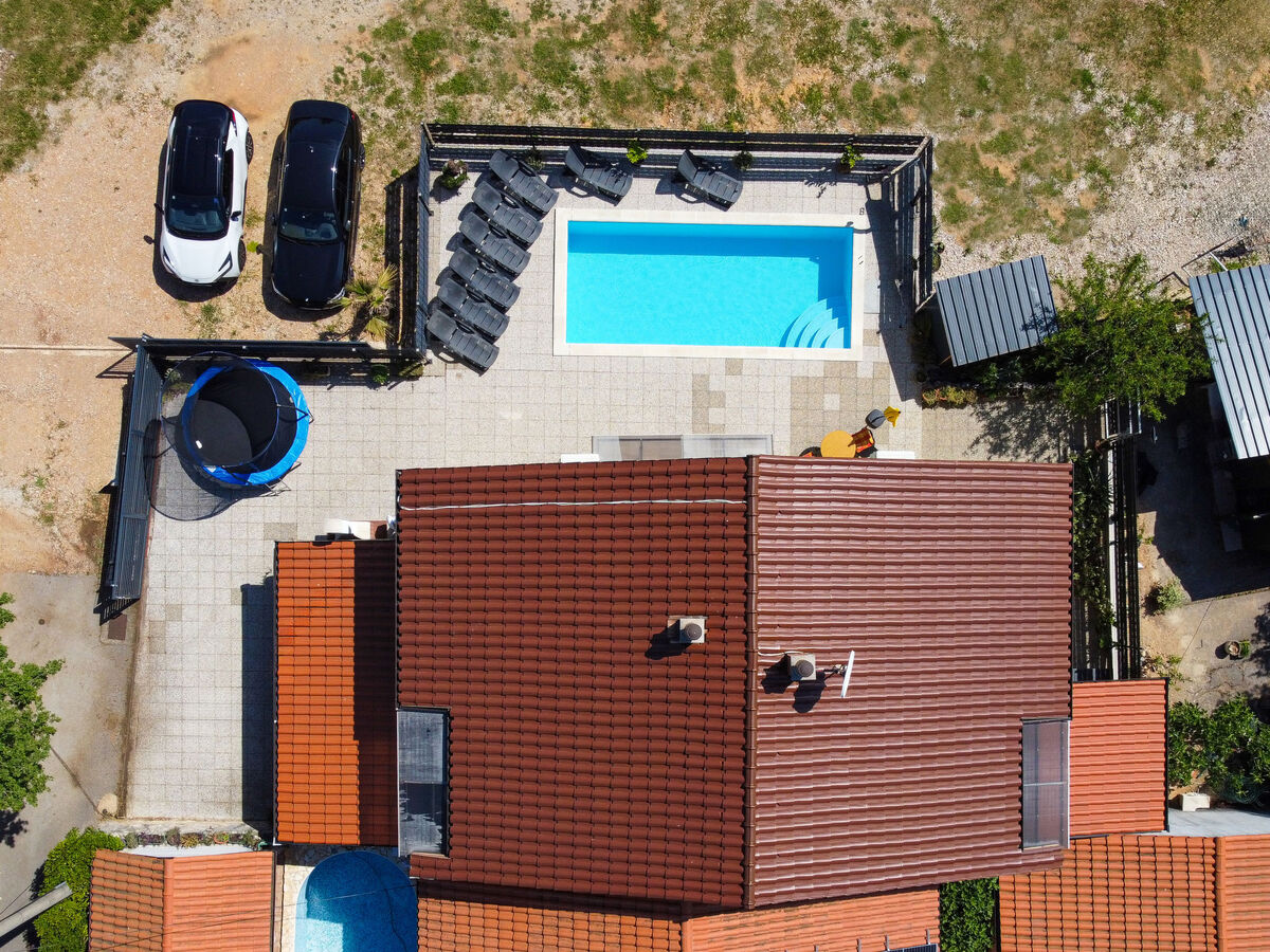 Radmila : Maison 5 chambres avec piscine à Šilo - Photo 37