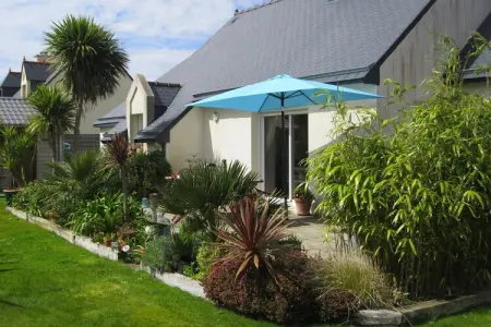 Maison avec jardin de palmiers près de la plage à Pleubian : photo 10