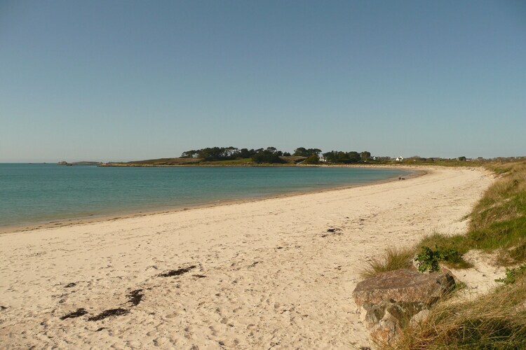Maison en granit 200 m de la mer, Lannilis - Photo 23
