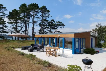 Maison face à la mer, 6500 m² de pins à Hanvec : photo 5