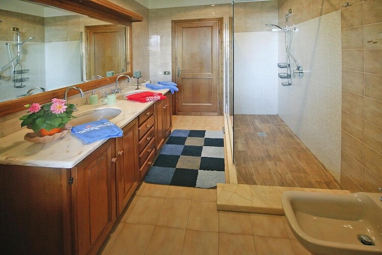 Villa Lea : maison 6 pers. avec piscine près de Lido di Camaiore - Photo 10