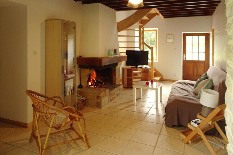 Maison de campagne rénovée, 6 personnes, terrasse plein sud - Photo 2