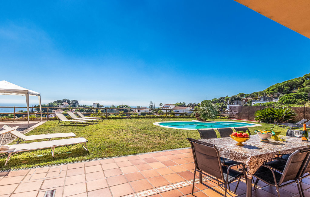 Maison 10 personnes à Sant Cebrià de Vallalta - Photo 12