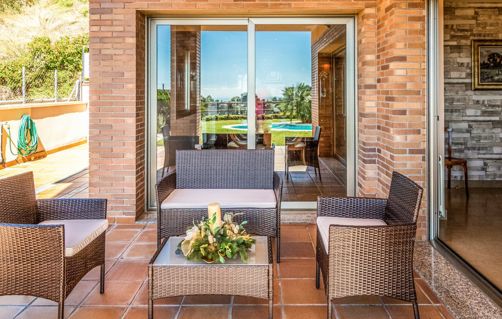 Maison 10 personnes à Sant Cebrià de Vallalta - Photo 17