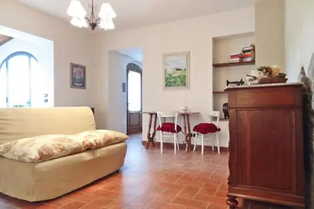 Maison XVIIe siècle rénovée avec piscine à Lamporecchio : photo 4
