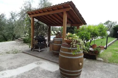 Maison XVIIe siècle rénovée avec piscine à Lamporecchio : photo 22