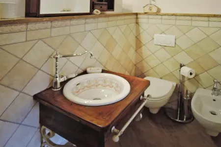 Maison XVIIe siècle rénovée avec piscine à Lamporecchio : photo 25
