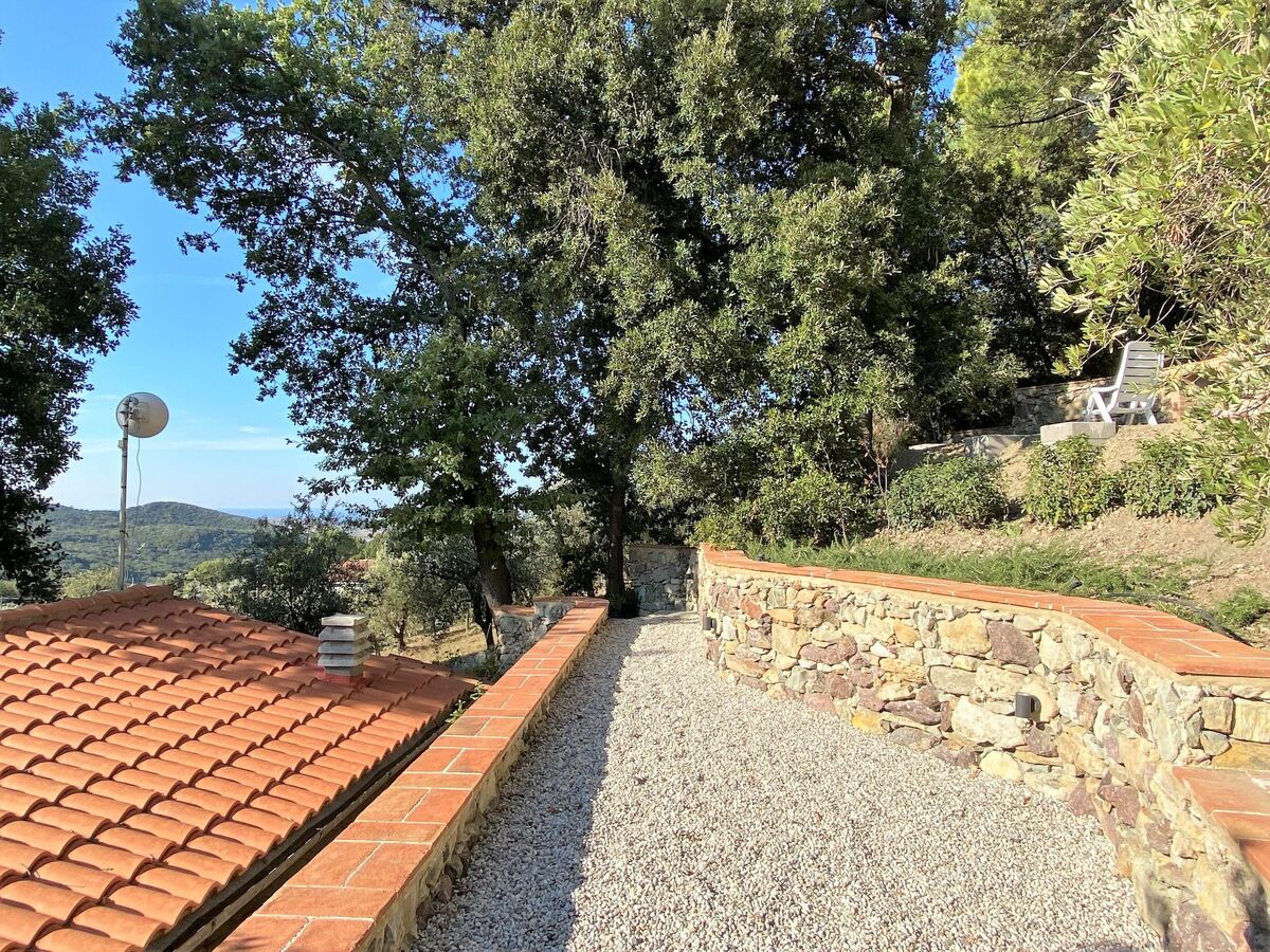 Maison moderne rénovée avec jardin à Castellina Marittima - Photo 34