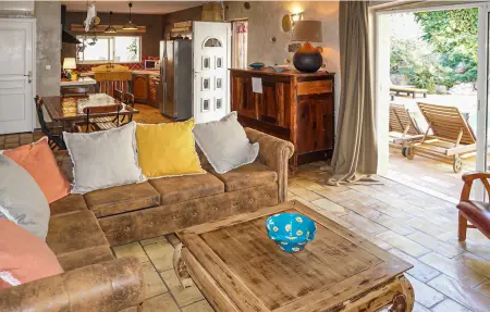 Maison 100 m² avec piscine privée à Roujan : photo 2