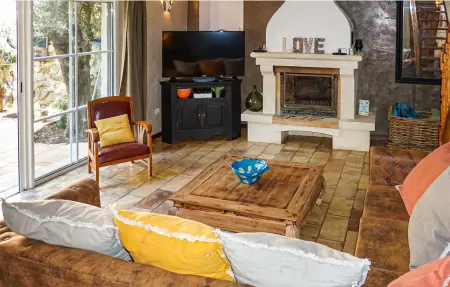 Maison 100 m² avec piscine privée à Roujan : photo 3