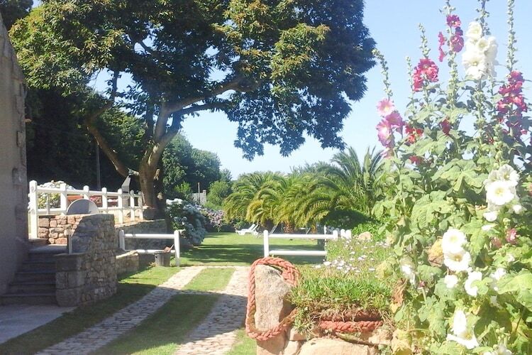 Maison bretonne avec jardin à 500 m de la plage - Photo 18