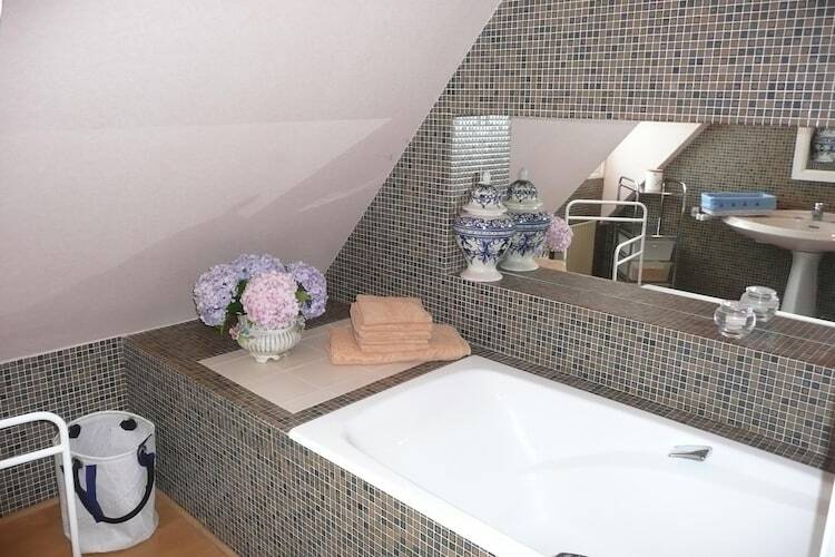 Maison vue baie à Perros-Guirec, 6 personnes, jardin - Photo 11