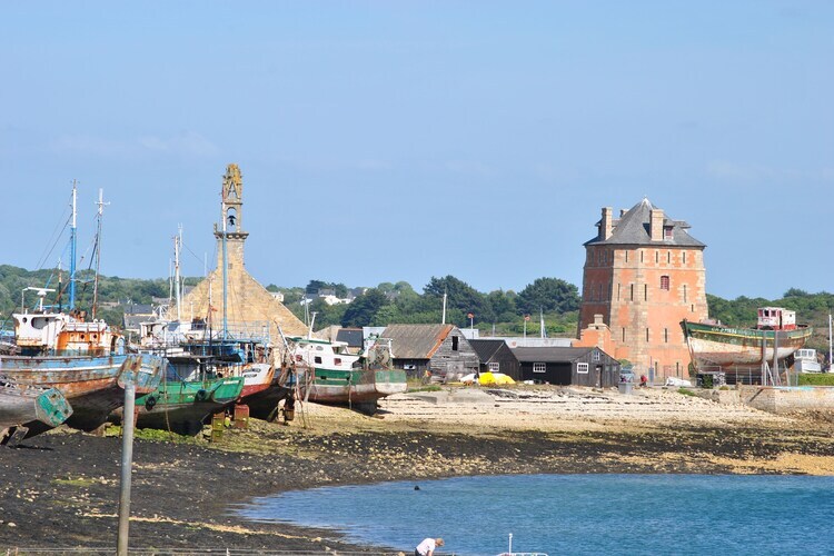 Maison avec vue sur le port à Camaret-sur-Mer - Photo 31