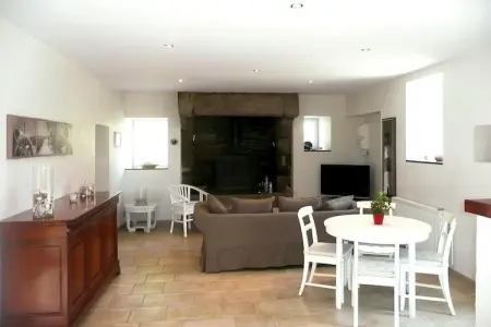 Maison bretonne pierre 8 personnes, Plouégat-Guérand : photo 3
