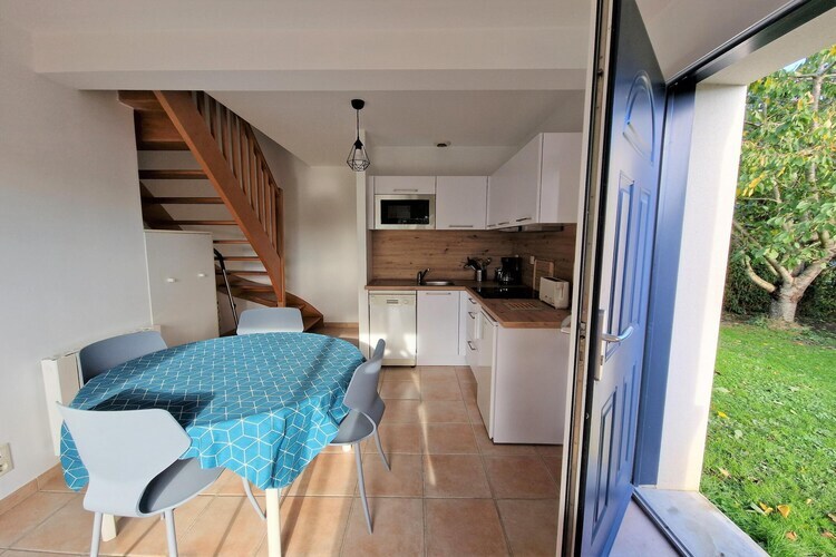 Maison mitoyenne avec jardin à 2 km de la plage - Photo 3