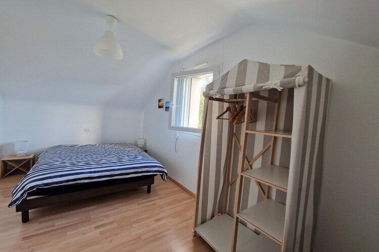 Maison mitoyenne avec jardin à 2 km de la plage - Photo 14