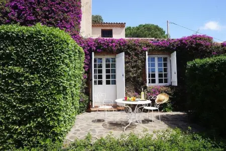 Location maison à Roquebrune sur Argens, Villa à Roquebrune vue mer et piscine