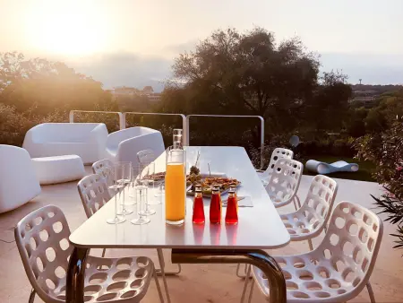 Location maison à San Teodoro, House Boat Large