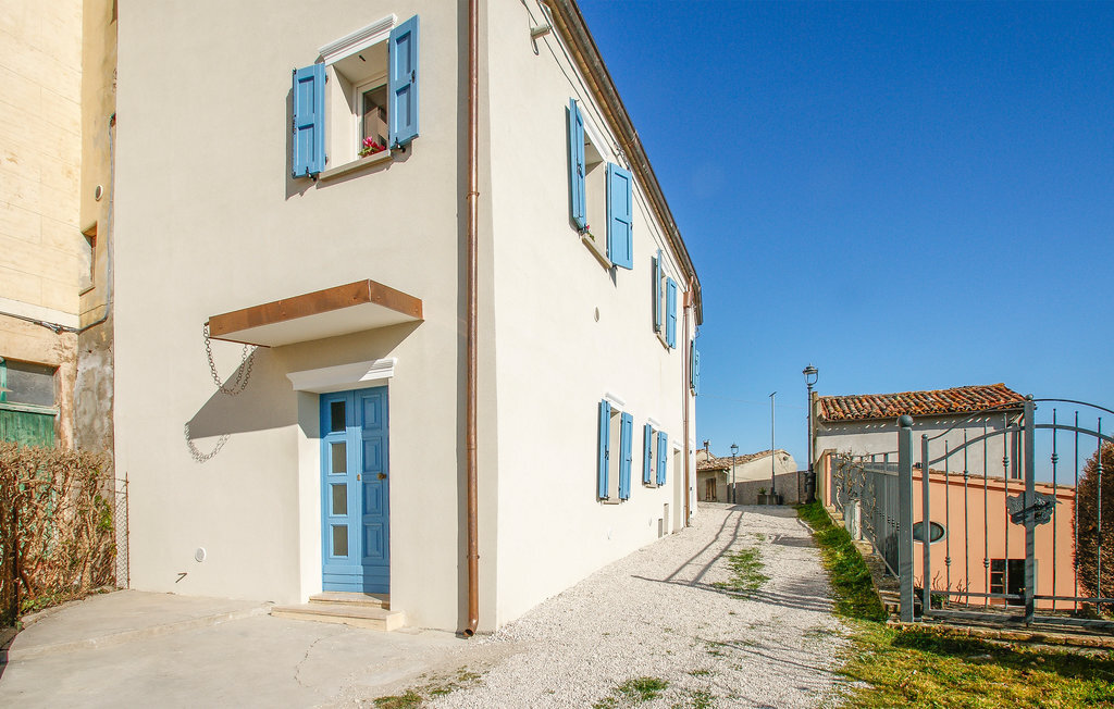 Maison rurale centenaire avec terrasse vue, près de Saint-Marin - Photo 1