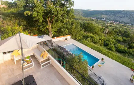 Location maison à Srinjine