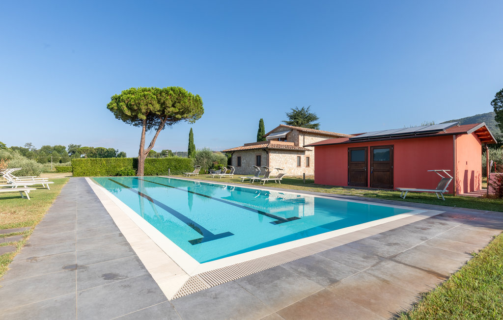 Maison 15 pers. au bord du lac Trasimène avec piscine - Photo 1