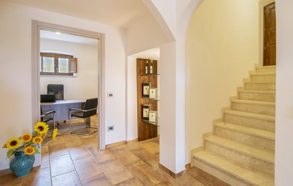 Maison 15 pers. au bord du lac Trasimène avec piscine - Photo 35