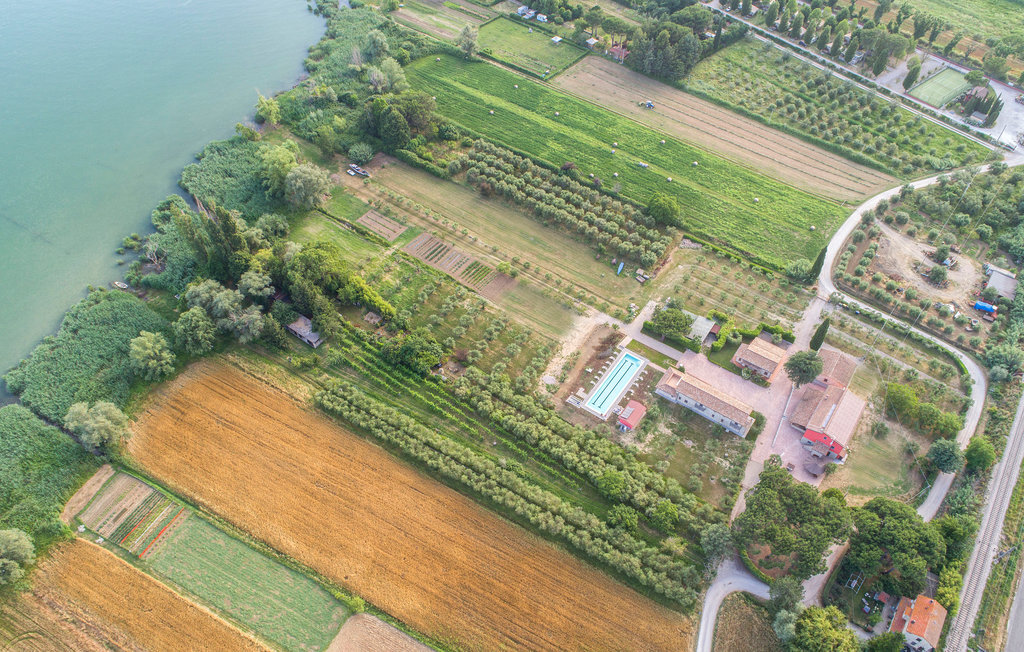 Maison 15 pers. au bord du lac Trasimène avec piscine - Photo 47