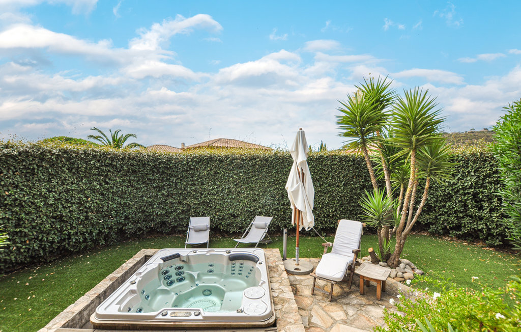 Maison 6 pers. vue mer et jacuzzi au Lavandou - Photo 9