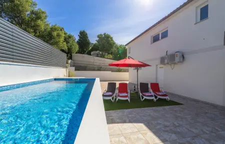 Location maison à Banjol