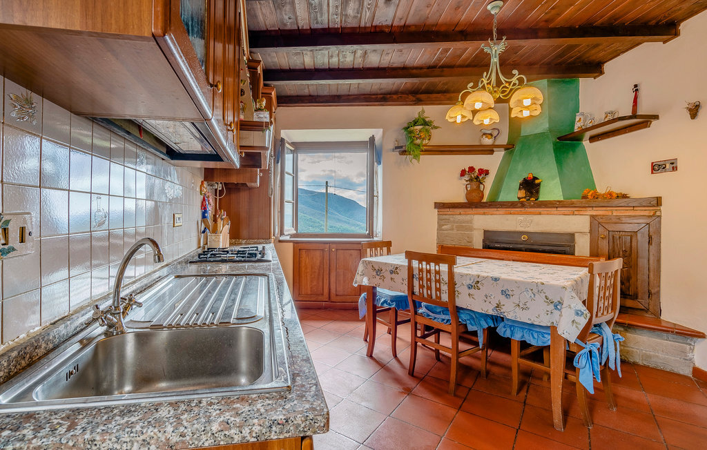 Maison 6 personnes à Antognano, piscine et vue montagne - Photo 3
