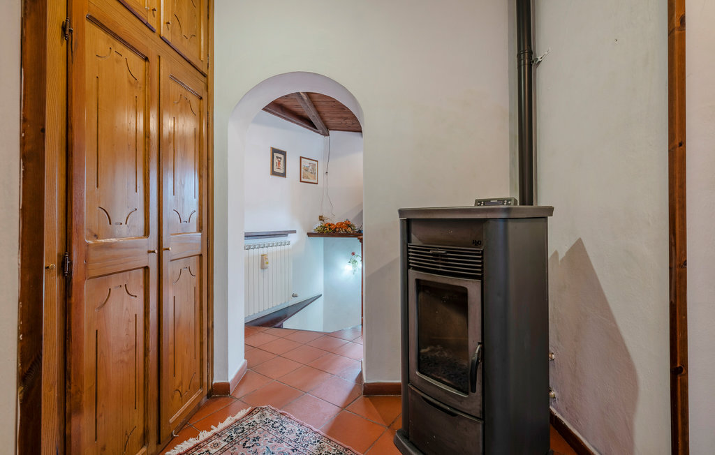 Maison 6 personnes à Antognano, piscine et vue montagne - Photo 17