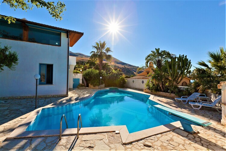 Villa Le Palme Nove, maison 8 pers. avec piscine et vue mer - Photo 1