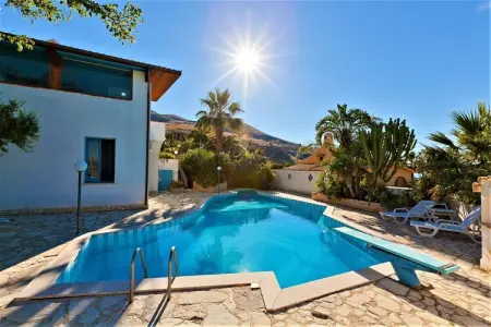 Location maison à Bonagia, Valderice, Belvilla by OYO Villa Le Palme Nove