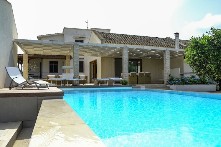 Villa Barbara – Maison 5 chambres avec piscine à Marsala - Photo 1
