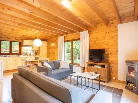 Chalet en forêt à Lille, Belgique : jardin clos 2500 m² : photo 3