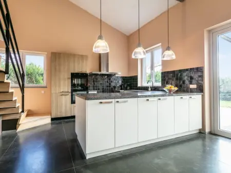 Maison de groupe en forêt à Hechtel-Eksel, 24 pers. et 11 ch. : photo 6