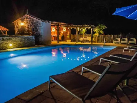 Gapard Total 18, Grande maison de campagne avec piscine privée - Photo 1