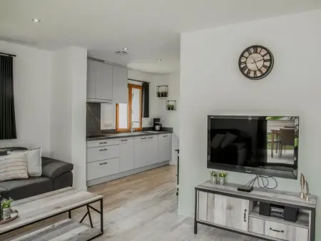 Lac Bleu 39, Maison sur parc de vacances avec piscine - Photo 6